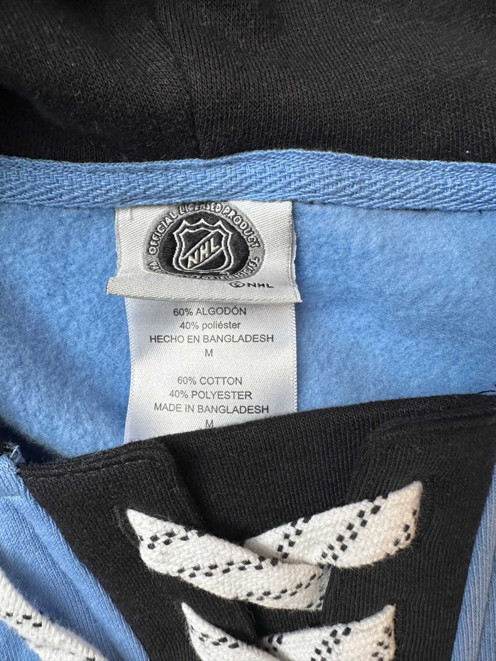 NHL Utah Mammoth Lace Up Jersey Hoodie Worn Once Like New Size M - Picture 2 of 2
